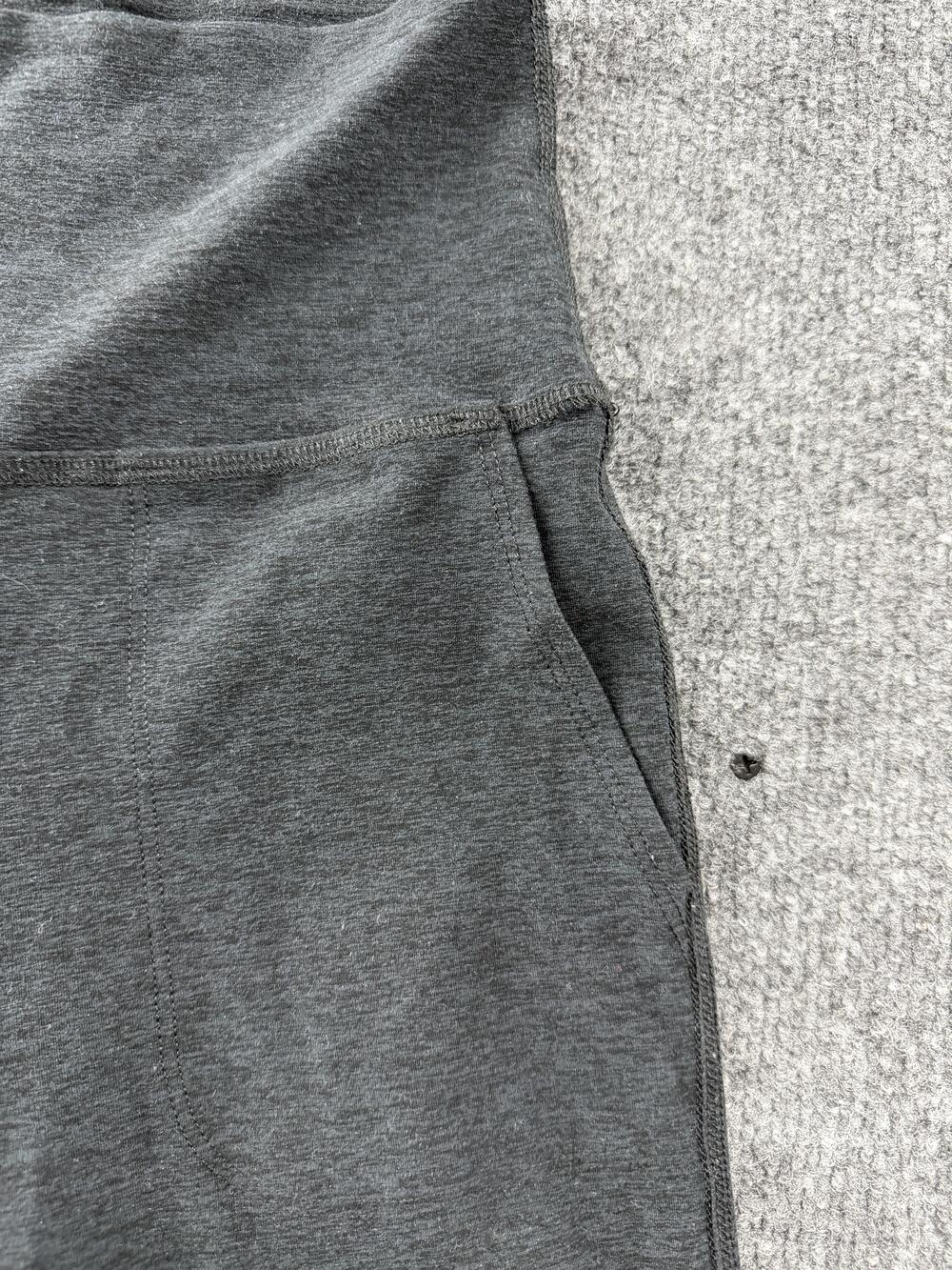 Beyond Yoga Pants Womens Small Gray High Rise Flare Leg Yoga Made USA - Picture 6 of 9